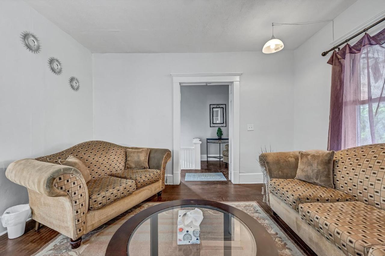 Renovated Main Floor Large 3 Bed House Buffalo Exterior foto