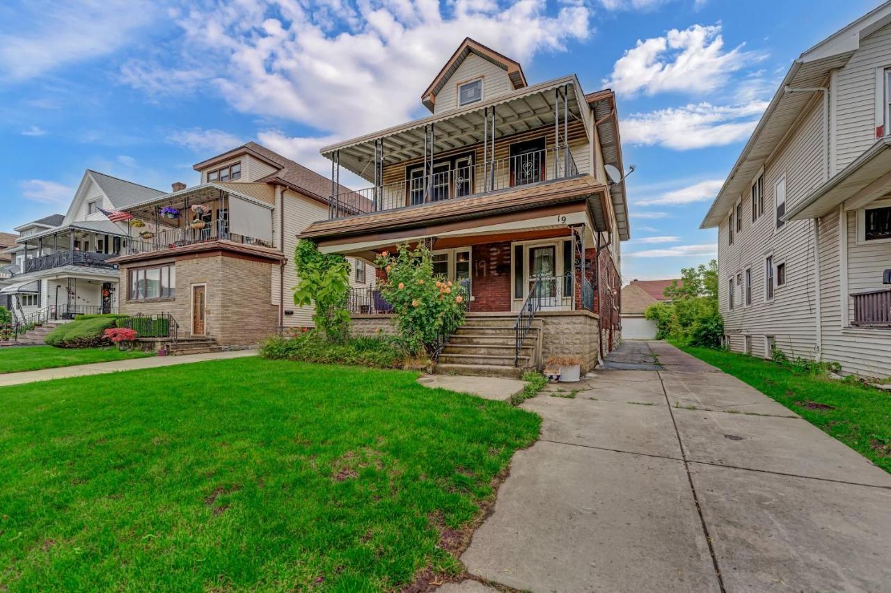 Renovated Main Floor Large 3 Bed House Buffalo Exterior foto
