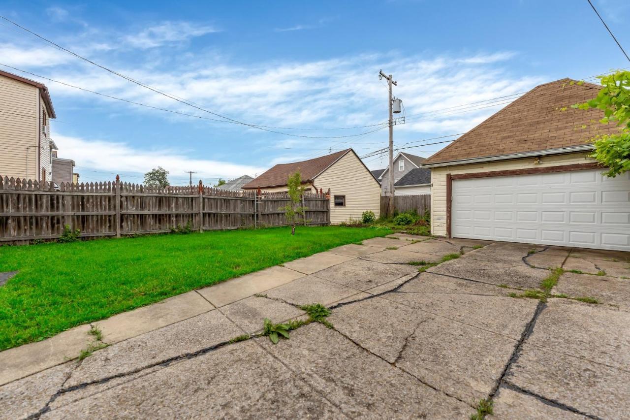 Renovated Main Floor Large 3 Bed House Buffalo Exterior foto