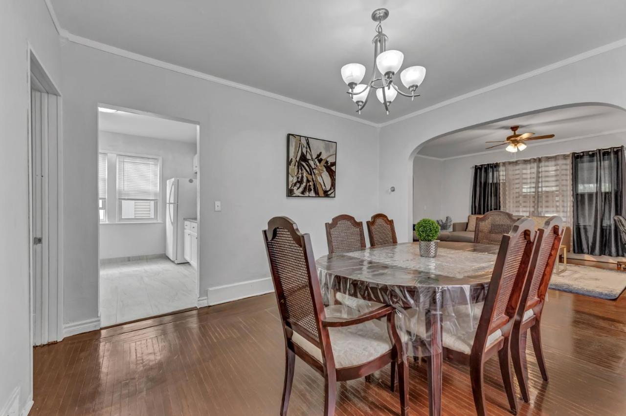 Renovated Main Floor Large 3 Bed House Buffalo Exterior foto